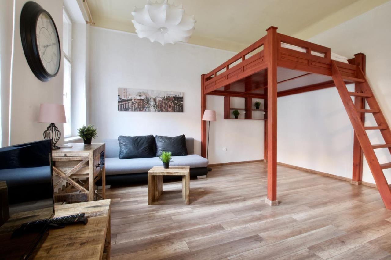 Standard Apartment By Hi5 - Nyugati Square Budapest Exterior photo